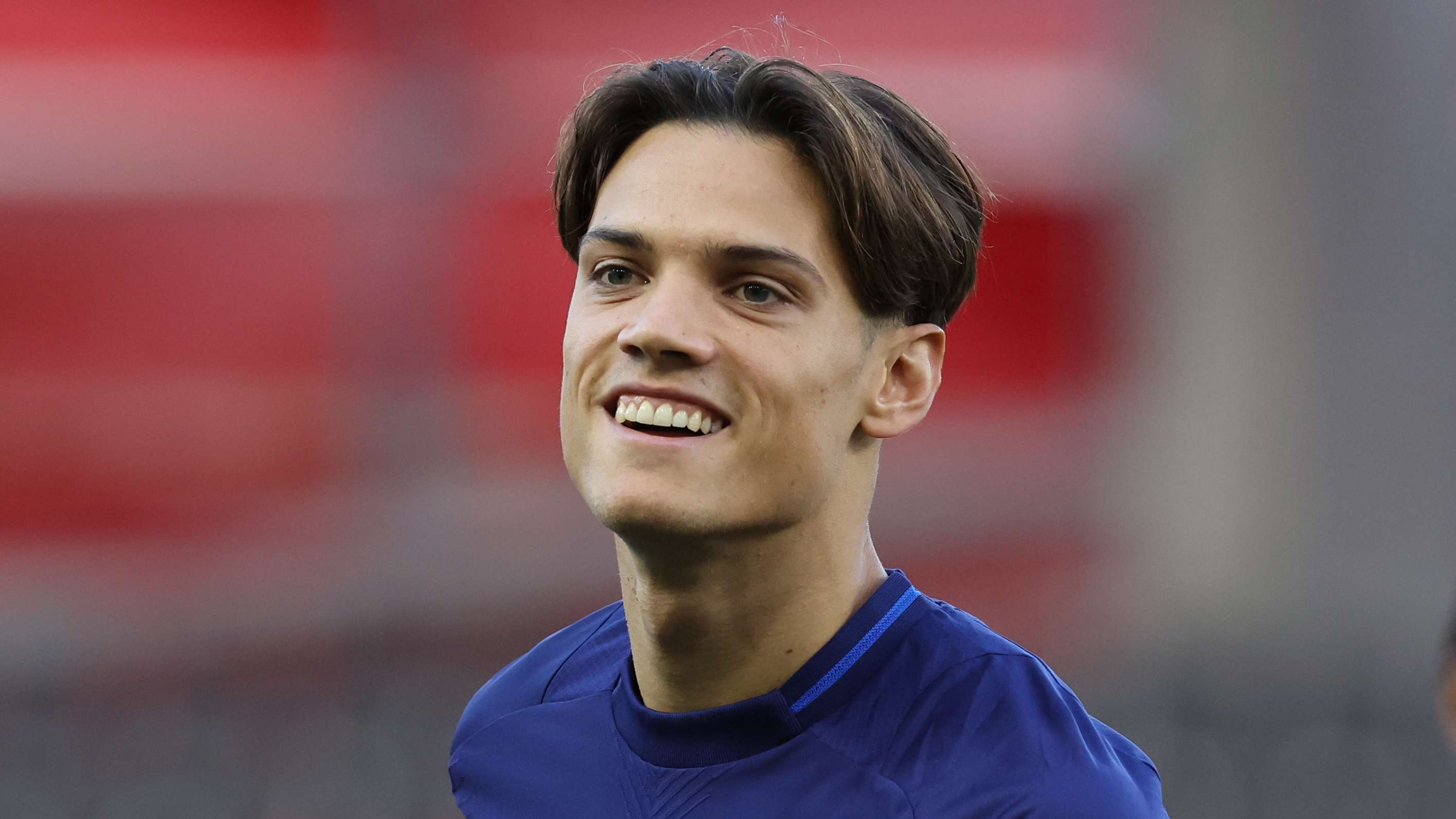 武磊为何无法担当国足队长职务现任国足队长是谁解析