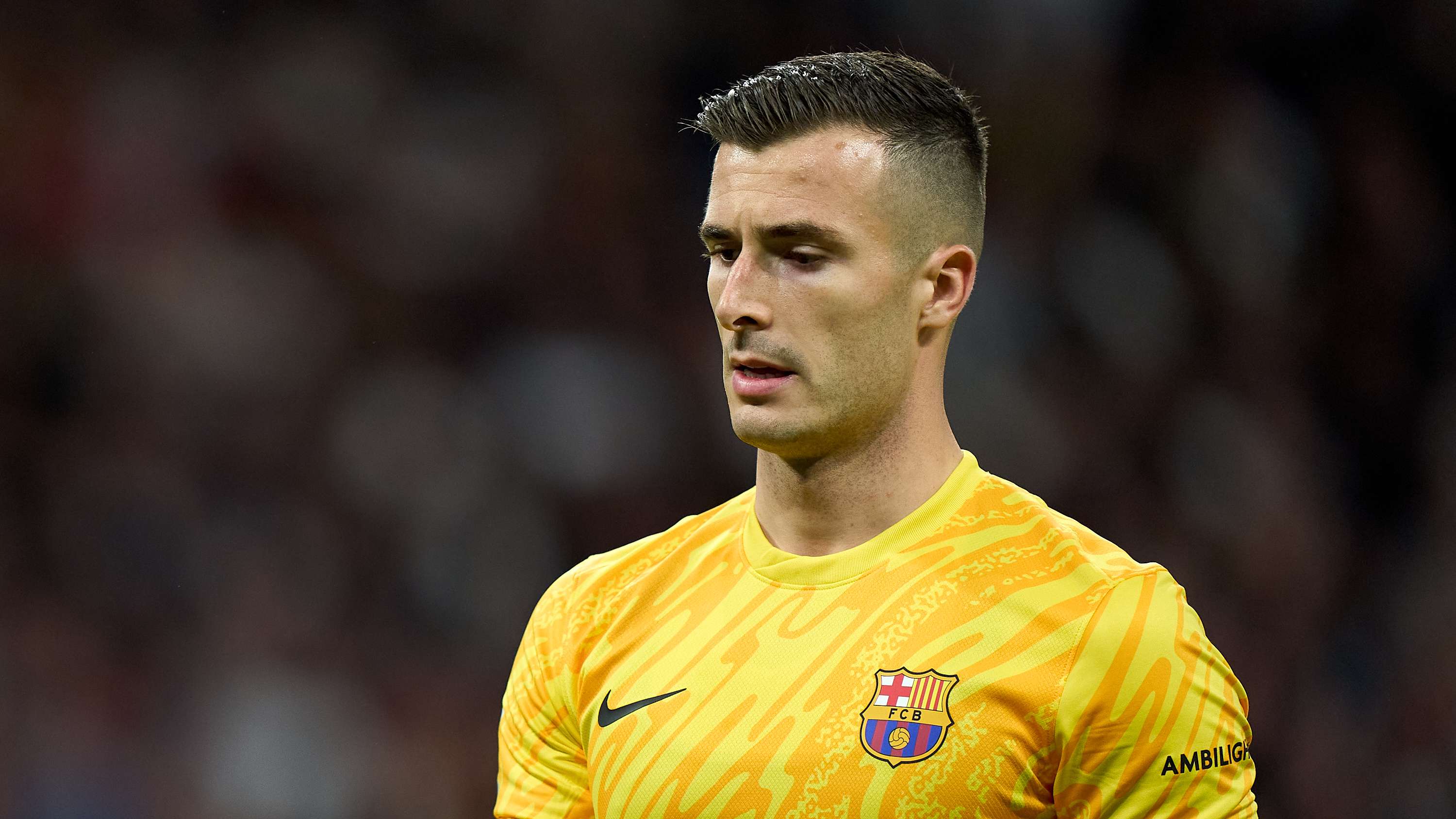 国足挑战强敌葡萄牙能否打破3比0的历史阴影